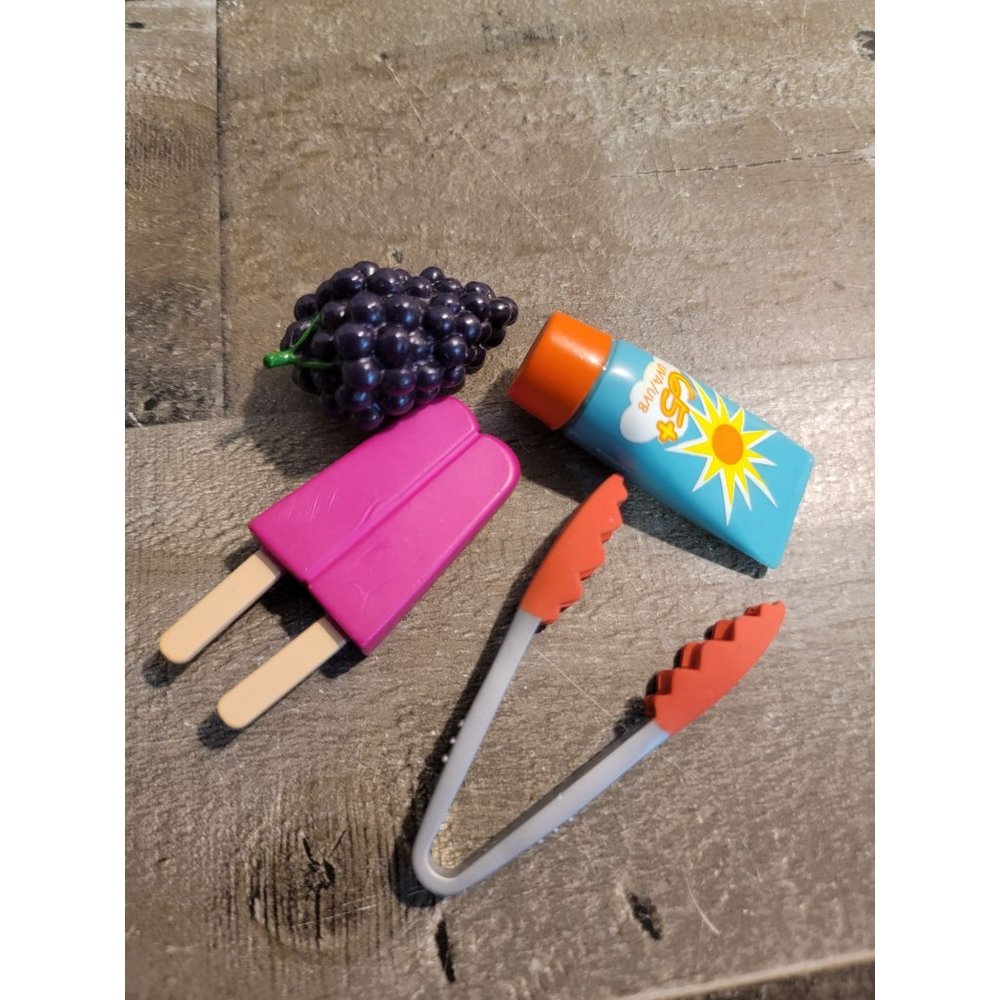 Summer doll accessory popsicle tongs sunscreen beach toy figure set‎